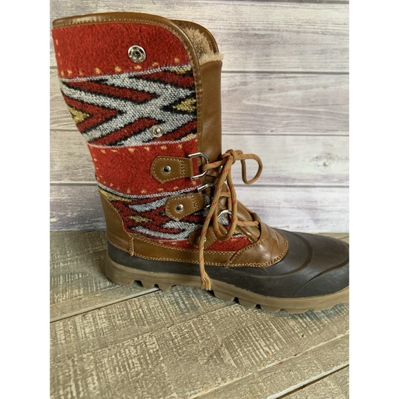 Bare Traps Women's Size 7.5 Yaegar Cold Weather Boots Faux Fur Trim Lace Up - Picture 6 of 8